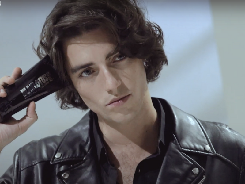 Blaklotus: Rush Hour - Sự Bình Tâm Giữa Cơn Bão Công Việc Và Cuộc Sống